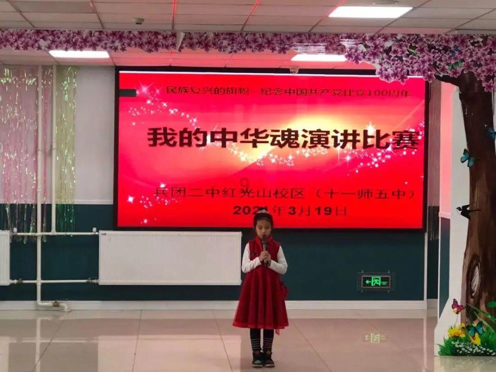 小艾比摄影家